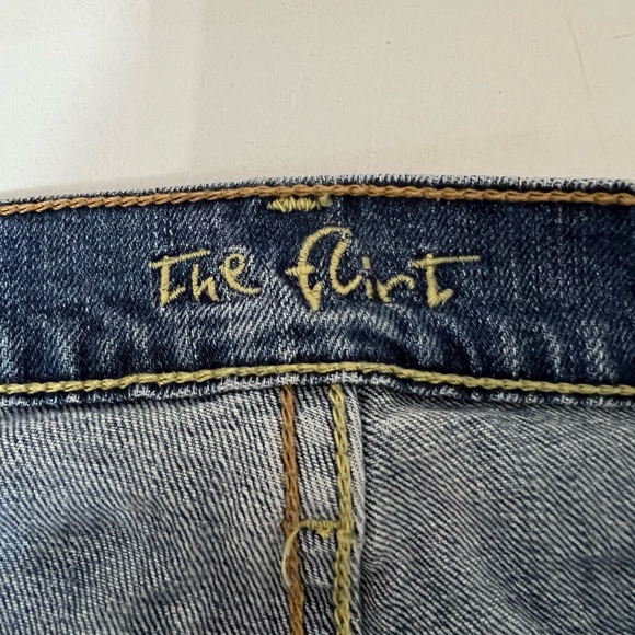 Old Navy The Flirt Women's Low Rise Denim Jeans Blue Size 12 - Picture 8 of 16